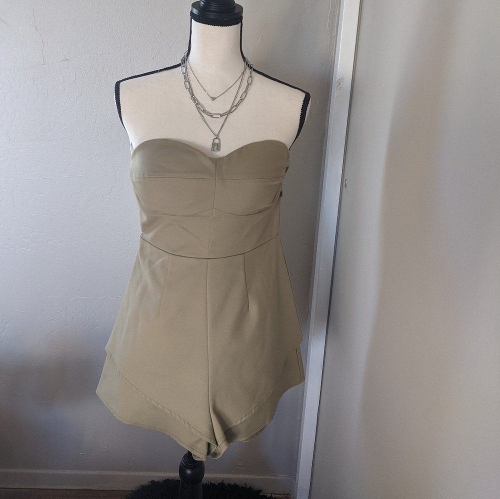 Khaki short pant romper